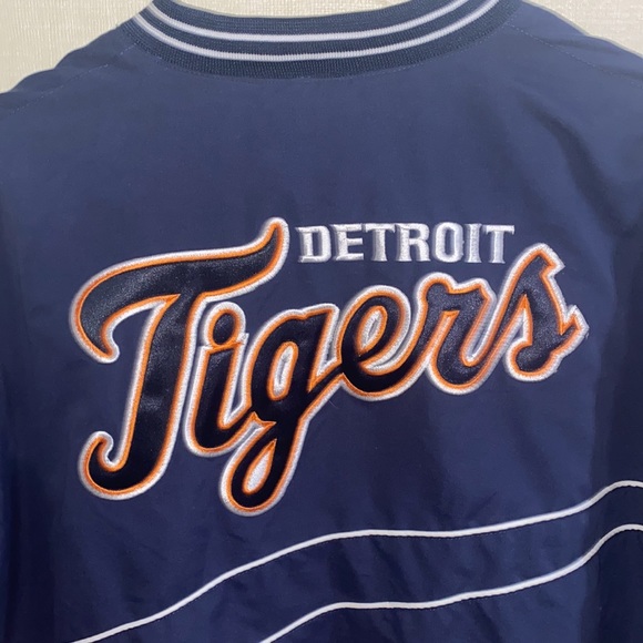 Men’s Detroit Tigers Vintage Warm Up Pullover - Picture 3 of 8